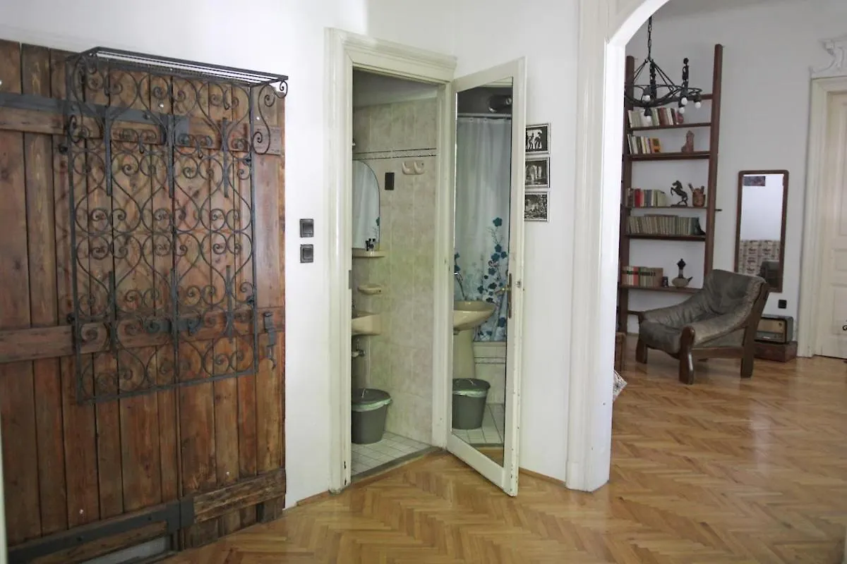 Apartment Keleti Hangulatu Apartman A Varnegyedben Budapest
